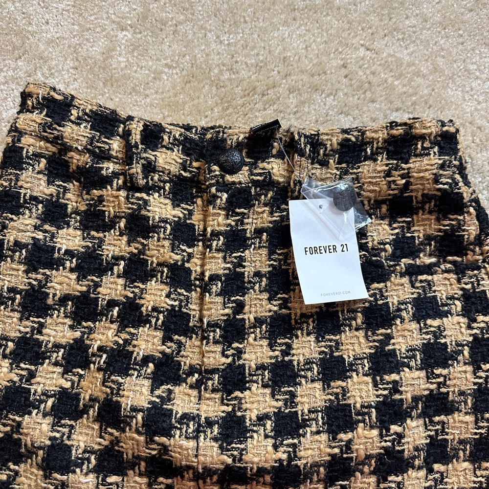 Black & Tan Houndstooth Mini Skirt - Picture 2 of 4